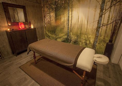 Cedar And Sage Co Banff S Holistic Lounge Massage Room Decor Spa