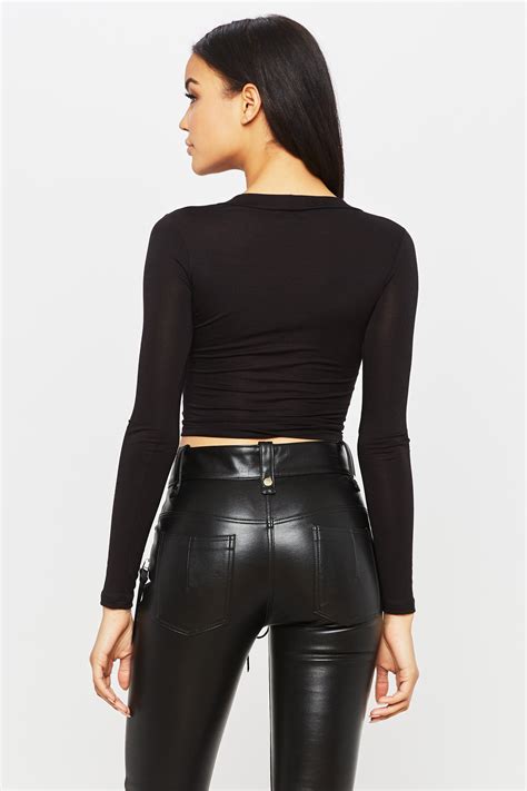 Knot Your Business Top Fashion Leather Leggings Outfit