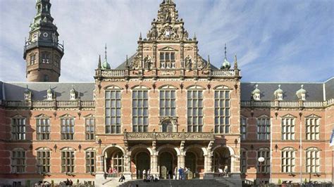nederlandse universiteiten geven na de zomer hybride onderwijs nos