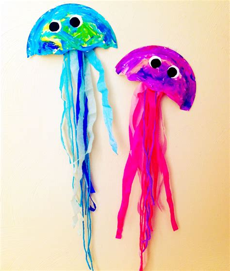 pin  kim job  paper glue jellyfish craft jellyfish preschool