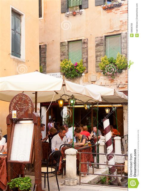 restaurant  venice editorial stock image image  lunch