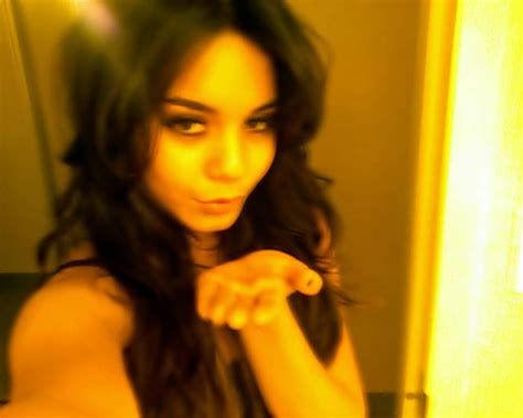 vanessa hudgens thefappening nude 26 leaked photos