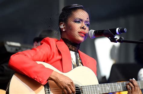 lauryn hill remixes drake s nice for what at recent concert