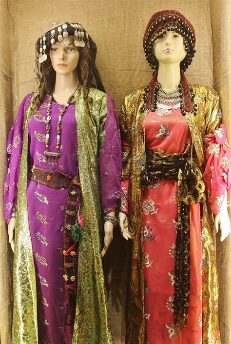 pin on traditional clothing iraq