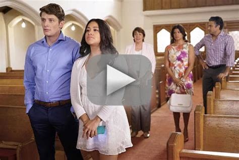 watch jane the virgin online check out season 2 episode 22 the hollywood gossip