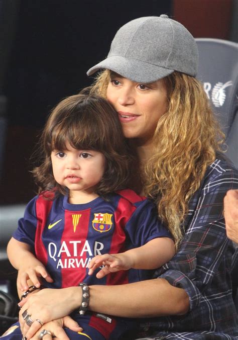 Pregnant Shakira With Milan At Gerard Pique S Game