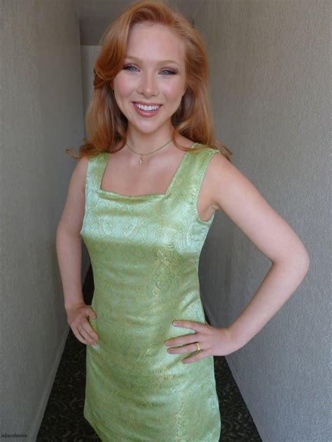 Hq Celebrity Pictures Molly C Quinn Latest Hd Wallpapers