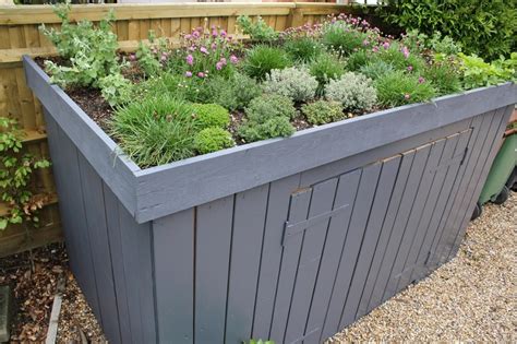 wheelie bin shelters  plants