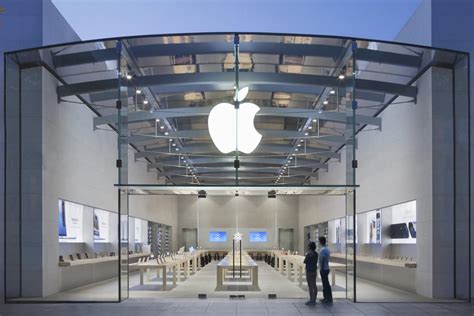 apple reportedly  talks  build   million flagship store  australia