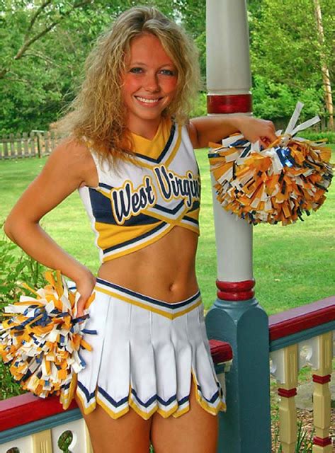 nfl and college cheerleaders photos ncaa tourney sweet 16 preview