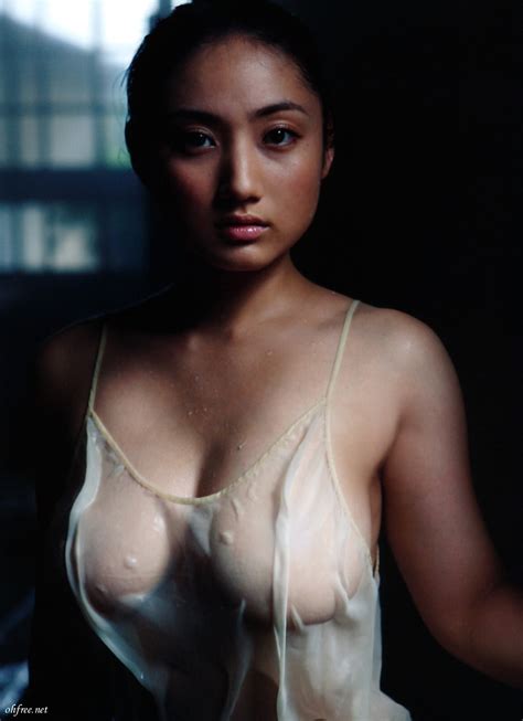 japanese actress voice actress model and singer saaya
