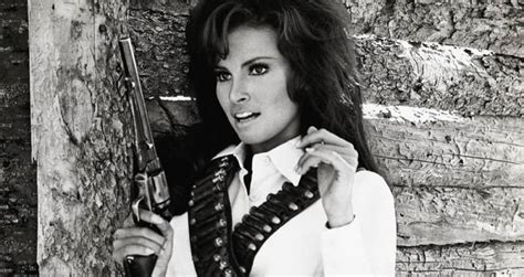 27 raquel welch pictures of the sex symbol who broke the mold
