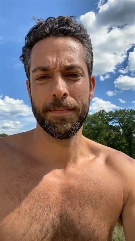 Pin By Guilherme Silva On Zachary Levi In 2020 Zachary