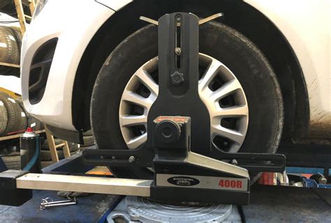 laser wheel alignment tracking  tyred
