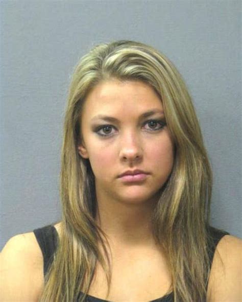 25 Criminal Photos Of The Best Looking People Ever 2 Has
