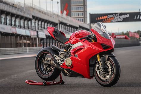 ducati panigale  recall  issues   fuel system