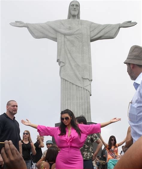kim kardashian claims to be bigger than jesus