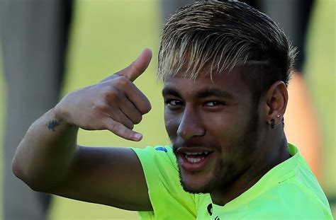 World Cup Neymar Of Brazil Runs Afoul Of Fifa With Headphones Choice