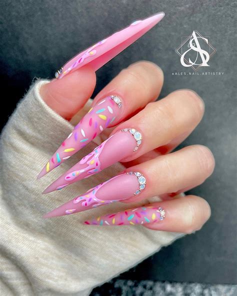 spectacular pink nails   cute summer manicure hairstylery