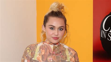 miley cyrus opens up about pansexuality coming out