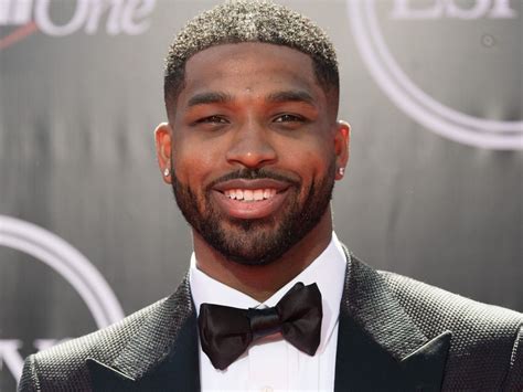 tristan thompson spotted on dinner date with mystery woman