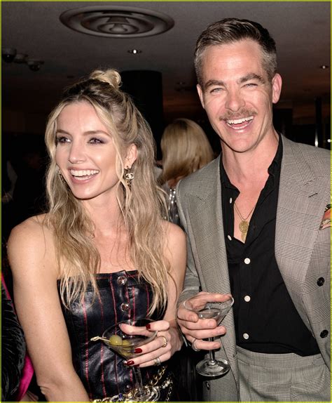 chris pine and girlfriend annabelle wallis hang out with his former flame