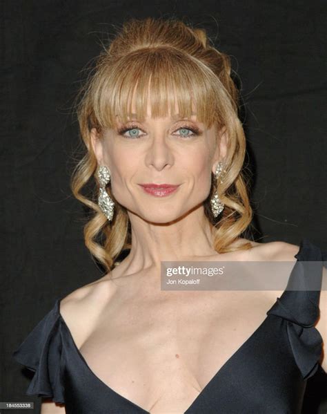 Nina Hartley During 2006 Avn Awards Arrivals And Backstage At The