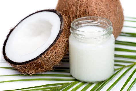 coconut oil health benefits nutritional breakdown risks medical