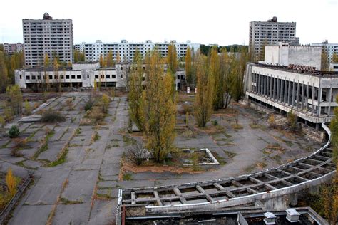 deserted town  pripyat chernobyl named    flickr
