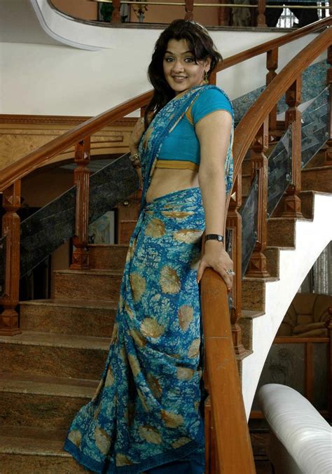latest hot wallpapers aarthi agarwal navel show