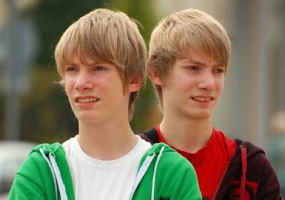 facts   interesting facts  twins identical twins pictures