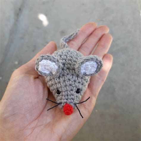 crochet mouse pattern easy  follow mouse  pattern etsy