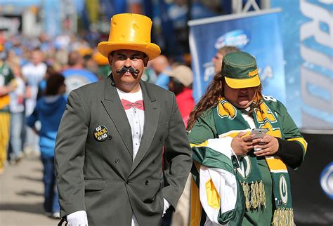 lions vs packers ‘pure michigan spoof wins the internet