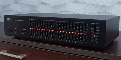 hook   graphic equalizer   stereo receiver