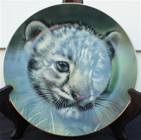 1991 princeton gallery curbs of big cats plate collection snow leopard