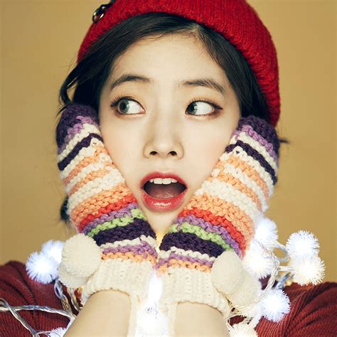 android wallpaper hp21 girl cute surprise kpop winter asian