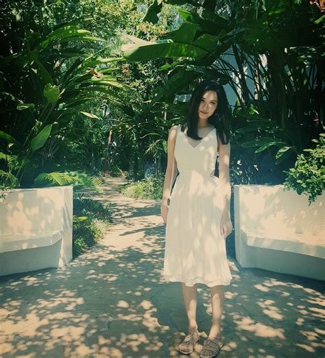 Snsd Seohyun Greets Fans With Her Lovely Photo Wonderful Generation