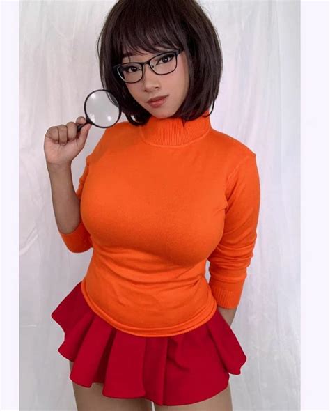 Pin On Busty Cosplay 2