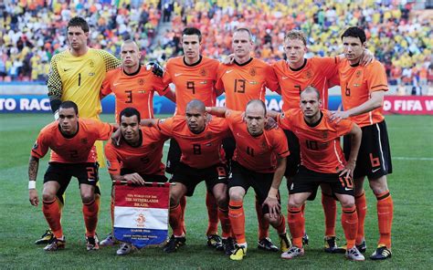 nederlands elftal voetbal achtergrond mooie leuke achtergronden voor je bureaublad pc laptop
