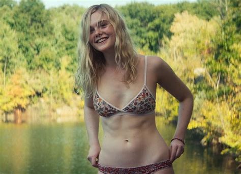 elle fanning lingerie and sex in all the bright places