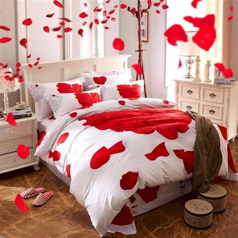 Gorgeous 30 Sweet And Romantic Valentine S Day Bedroom Decoration Ideas