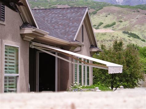 huishs awnings pergolas   utah custom awnings pergolas retractables