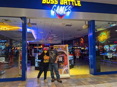 boss battle games  modern  retro arcade  indiana