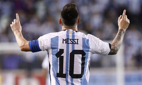 favorite argentina messis  chance   great triumph football