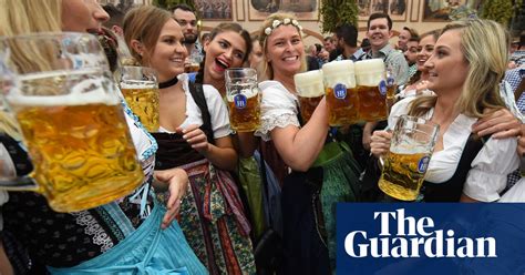 Oktoberfest The World S Largest Beer Festival In Pictures Food