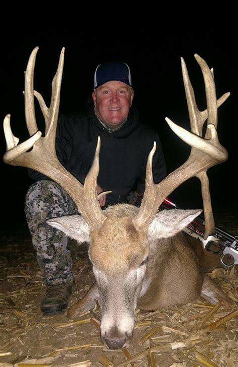 Kansas Deer Hunts Midwest Whitetail Adventures