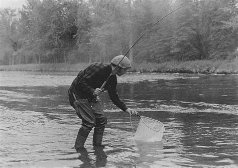 picture unidentified fisherman vintage  picture