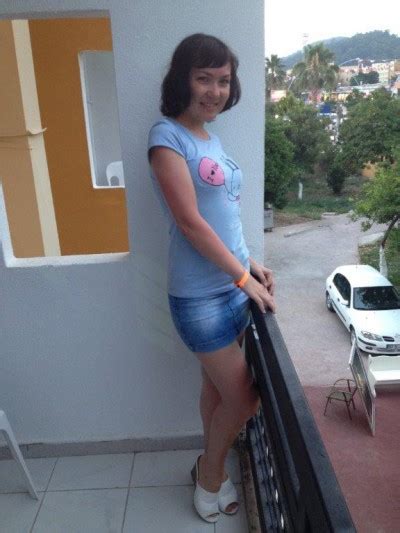 Lana From Moscow Russia Seeking For Man Rose Brides