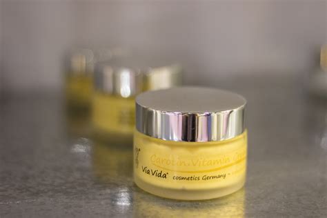 carotin creme natural skin care  vida cosmetics
