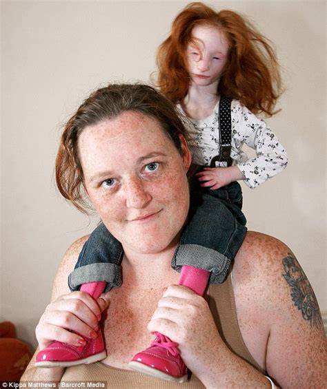 World S Smallest Girl Charlotte Garside Starts First Day At Primary